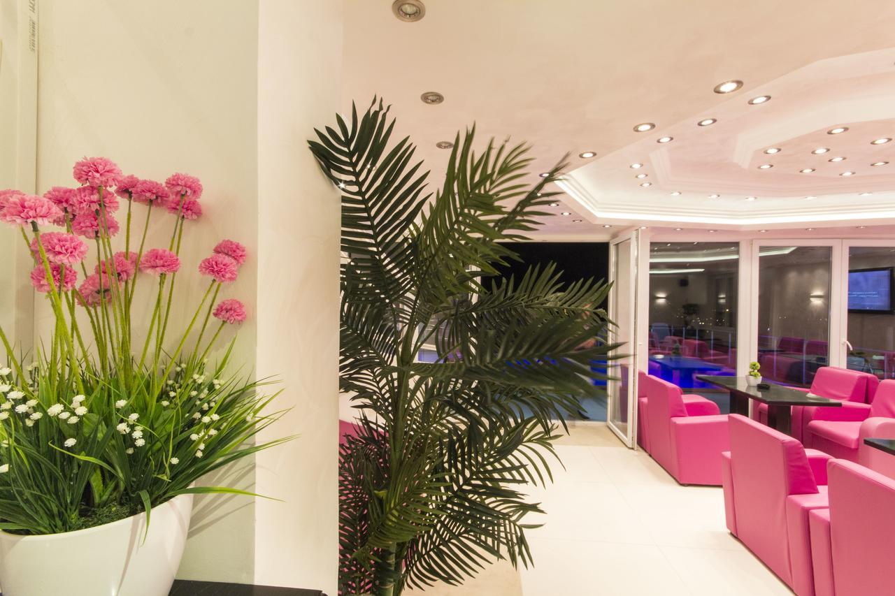 Miami Spa And Wellness ベオグラード エクステリア 写真